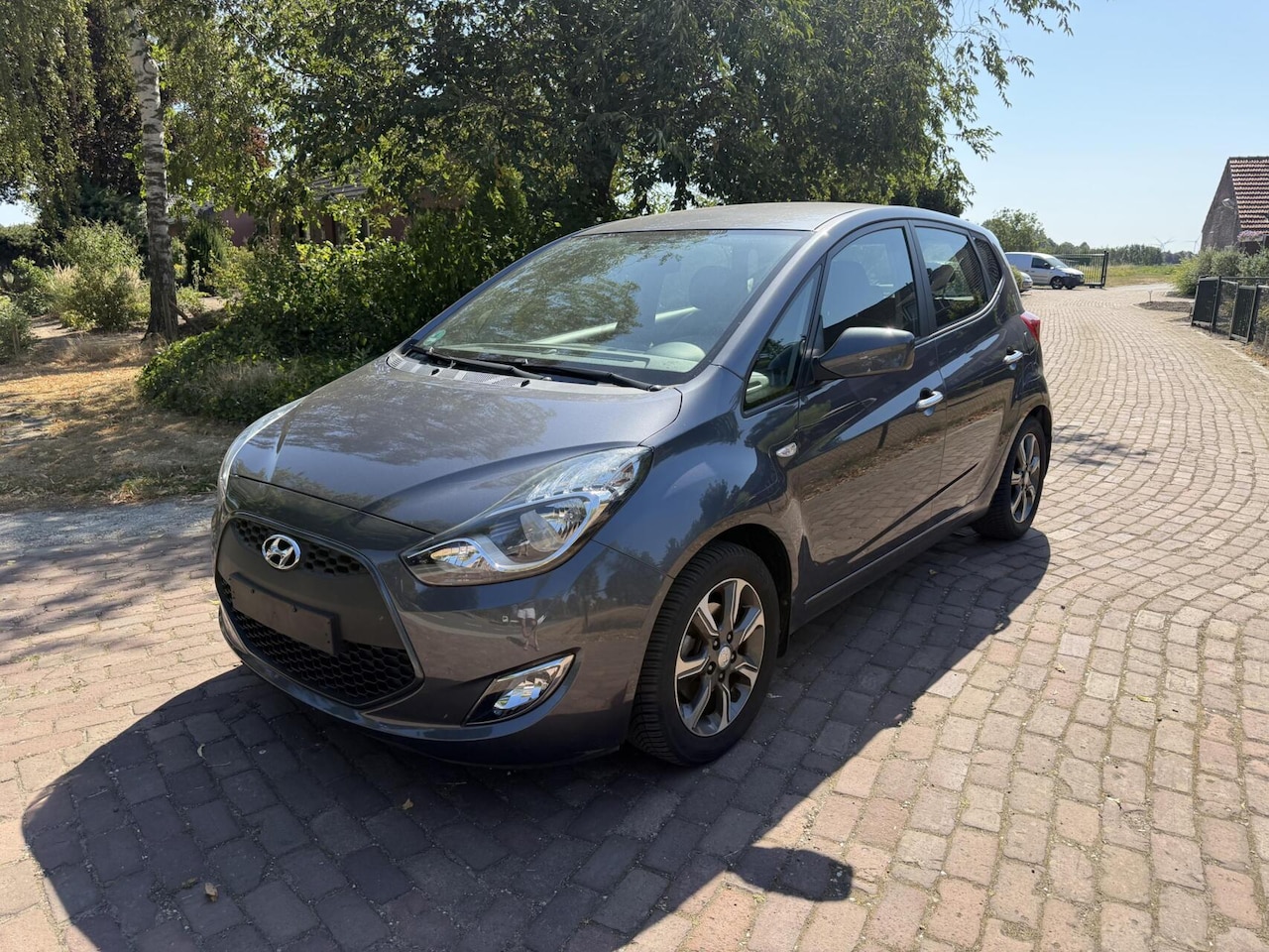 Hyundai ix20 - 1.6i Premium Camera| Cruise| Navi+BT - AutoWereld.nl