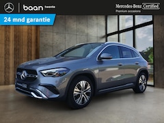 Mercedes-Benz GLA-Klasse - 180 Star Edition Luxury Line | Panoramadak | Trekhaak | Achteruitrijcamera | Spiegelpakket
