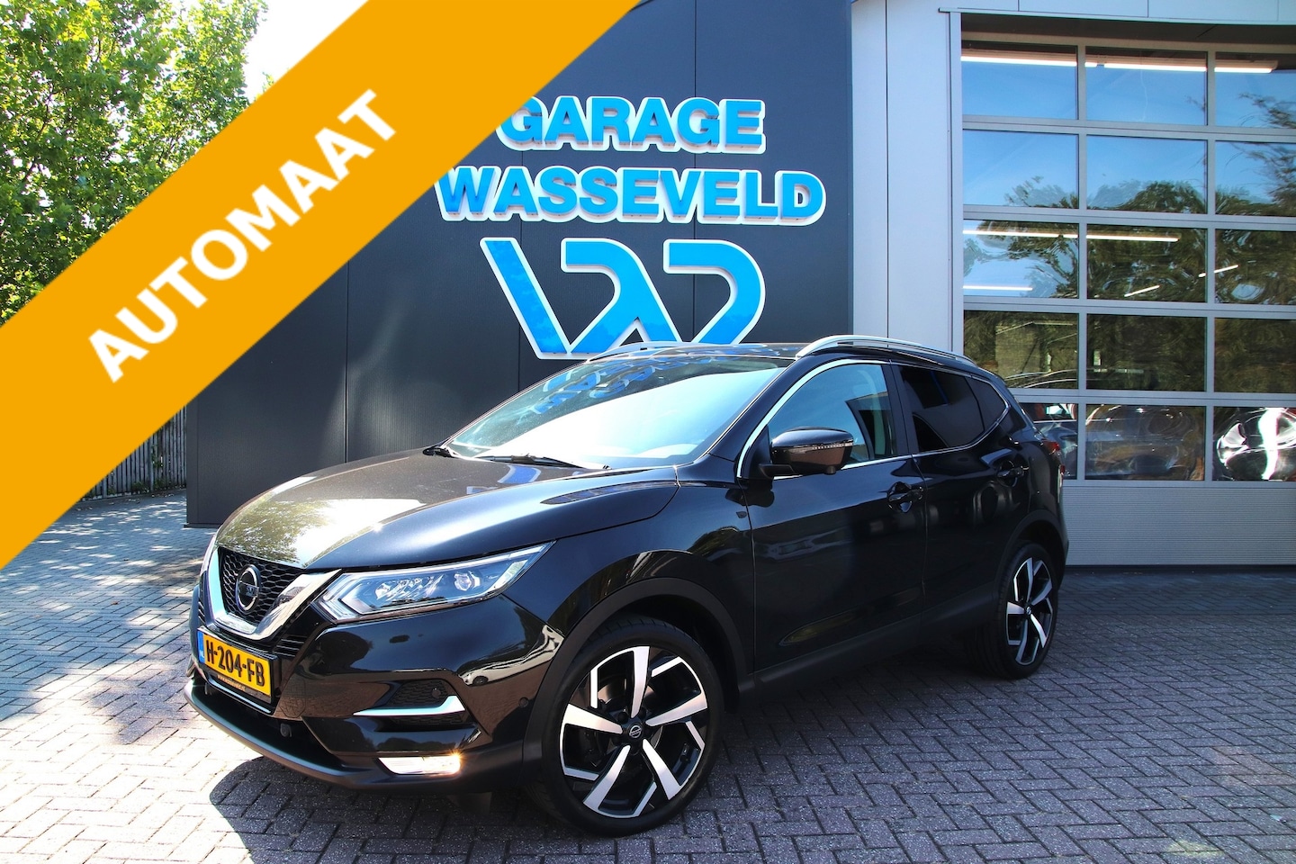 Nissan Qashqai - 1.3 160PK Tekna+ NL-Adaptive CC/Camera/Pano/Stoelverw/ - AutoWereld.nl