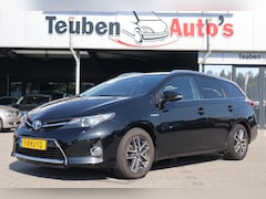 Toyota Auris Touring Sports - 1.8 Hybrid Lease | Skyview panoramisch dak | Camera | Trekhaak | Stoelverwarming