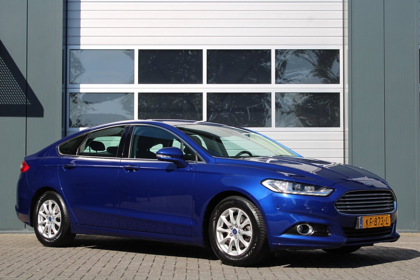 Ford Mondeo - 1.5 Titanium 160pk Automaat Clima/Cruise/Keyless/PDC/Navi/Bluetooth/DAB/LED/16"LM/Trekhaak - AutoWereld.nl
