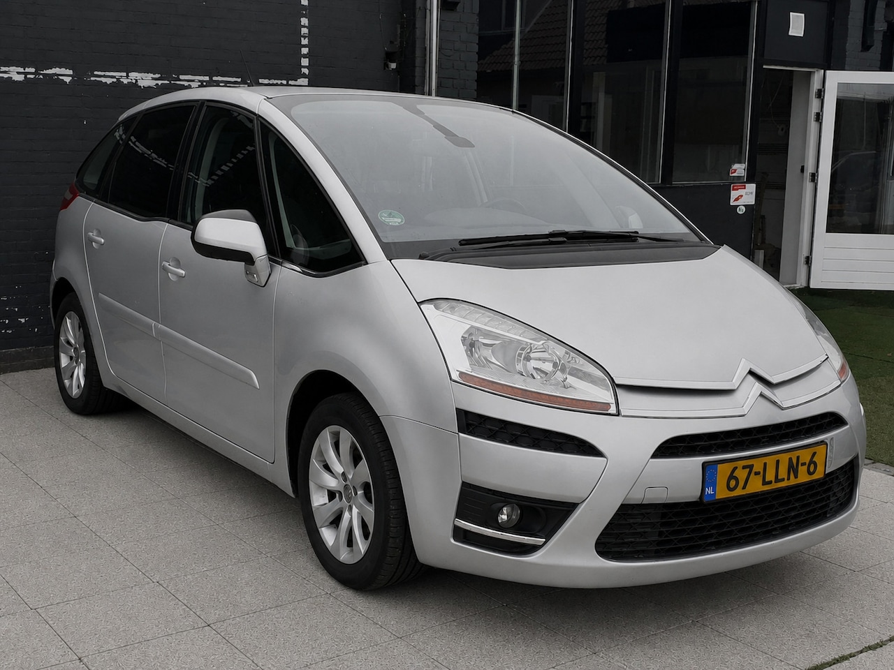 Citroën C4 Picasso - 1.6 THP Business EB6V 5p. 1.6 THP Business EB6V 5p. - AutoWereld.nl