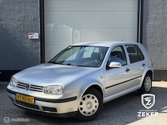 Volkswagen Golf - 1.4-16V / AIRCO / ELEK RAMEN / TREKHAAK