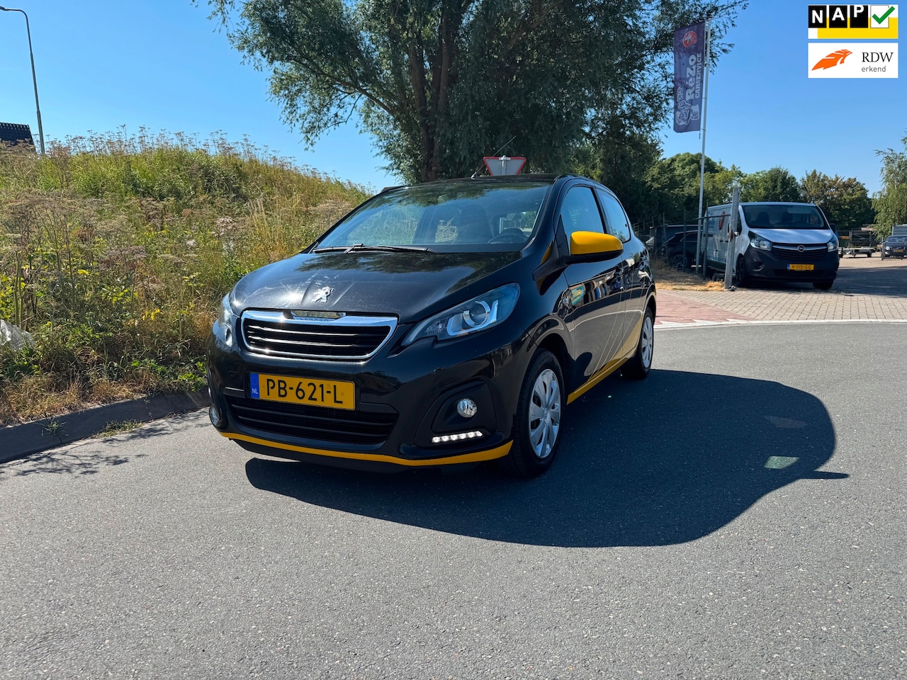 Peugeot 108 - 1.0 e-VTi Active Pack Premium Airco - AutoWereld.nl
