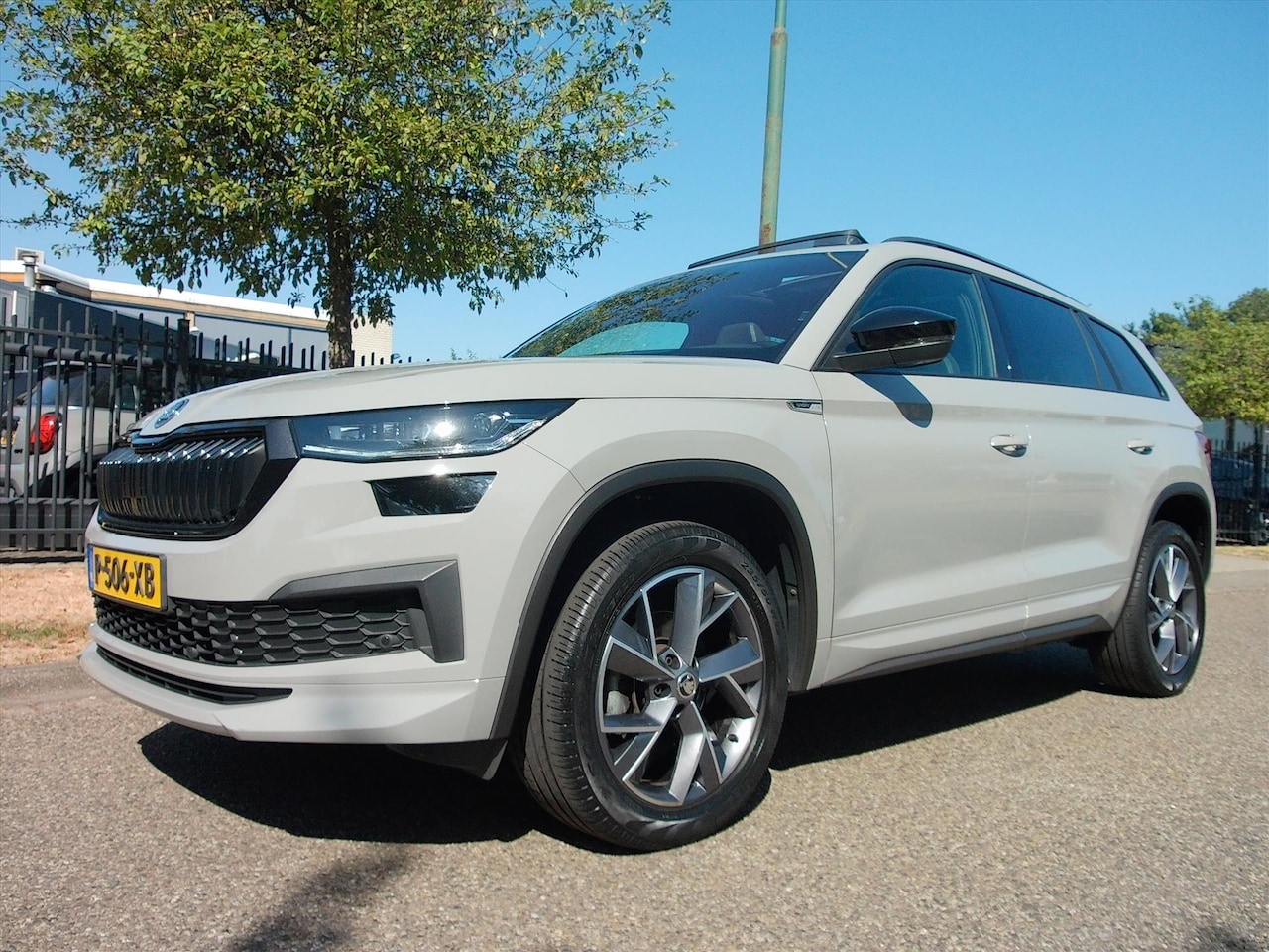 Skoda Kodiaq - 1.5 TSI Greentech ACT 150pk DSG-7 Sportline Business Panoramadak - AutoWereld.nl