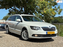 Skoda Superb Combi - 1.4 TSI Active | Memory + Stoel verw. + Cruise + Clima nu €7.975,