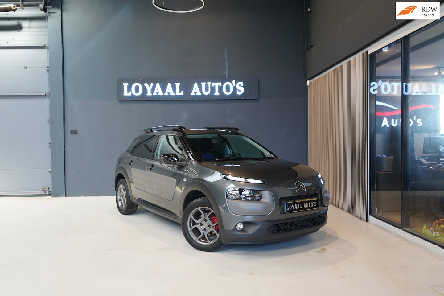 Citroën C4 Cactus - 1.2 e-VTi Shine 1.2 e-VTi Shine - AutoWereld.nl