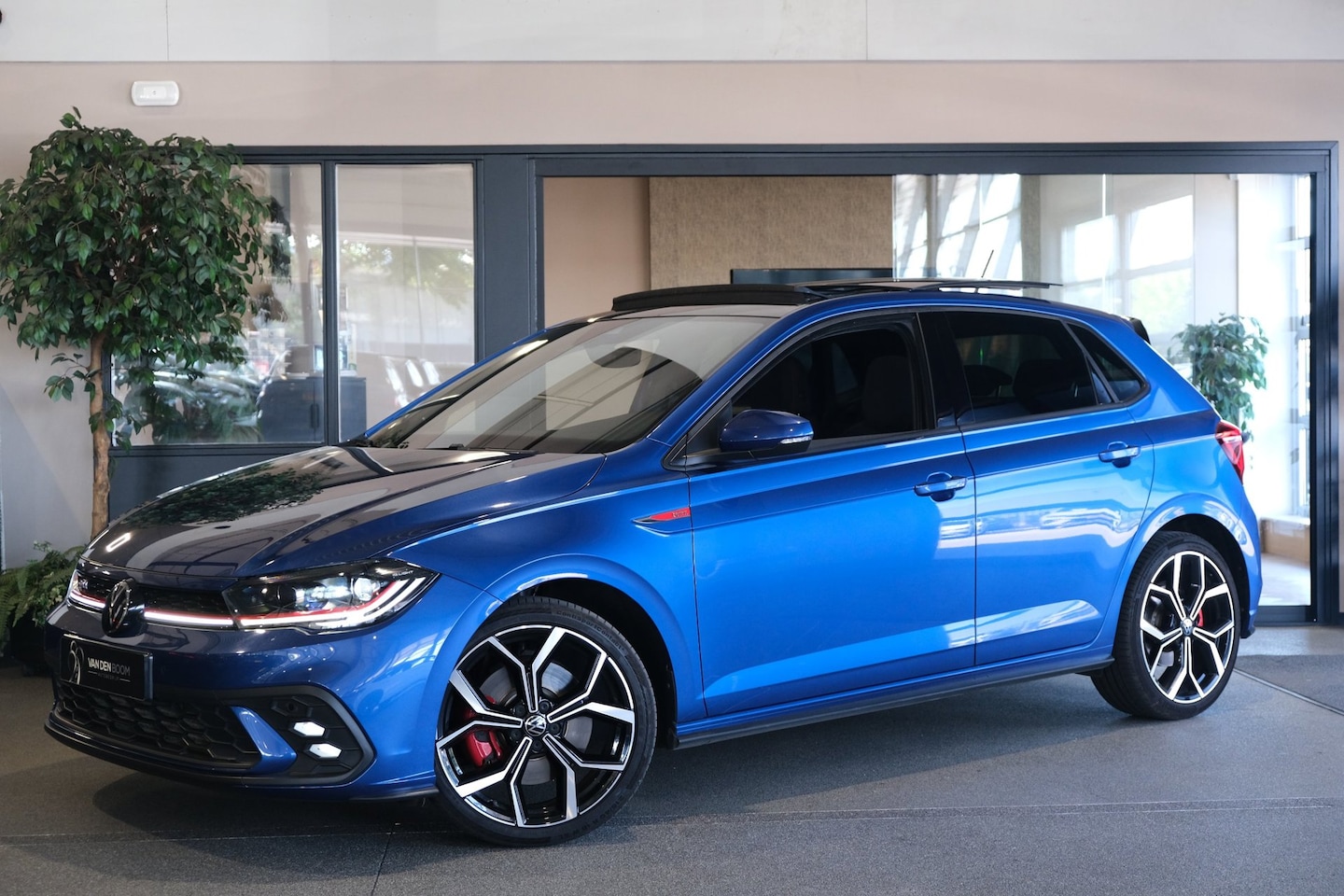 Volkswagen Polo - 2.0 TSI GTI 207PK DSG Facelift Pano IQ Matrix Faro Navi Virtual ACC Beats - AutoWereld.nl