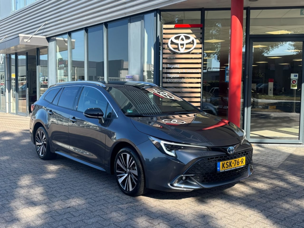 Toyota Corolla Touring Sports - Hybrid 140 Dynamic | Stoel/stuurver. | Carplay | A. Camera - AutoWereld.nl