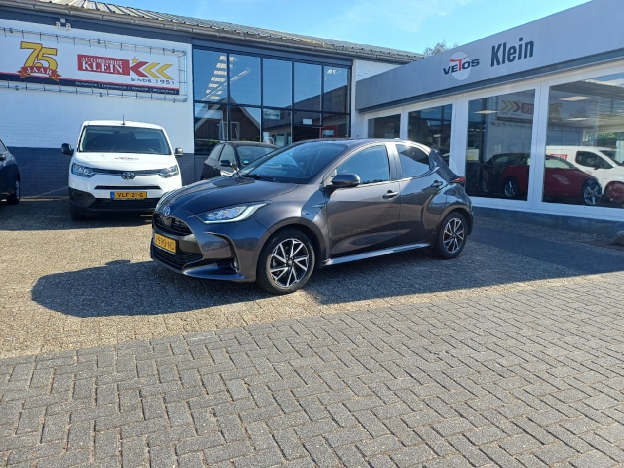Toyota Yaris - 1.5 Hyb. First Ed. - AutoWereld.nl