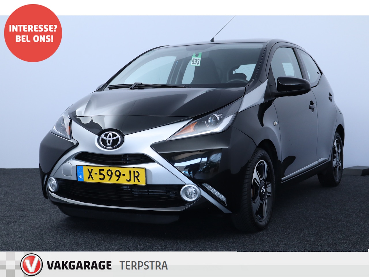 Toyota Aygo - 1.0 VVT-i x-play/ DEALER ONDERHOUDEN!/ 5-Drs/ Airco/ Stoelverw./ Camera/ Media-Scherm/ Blu - AutoWereld.nl