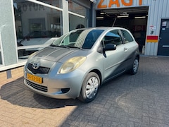 Toyota Yaris - 1.3 VVTi Terra
