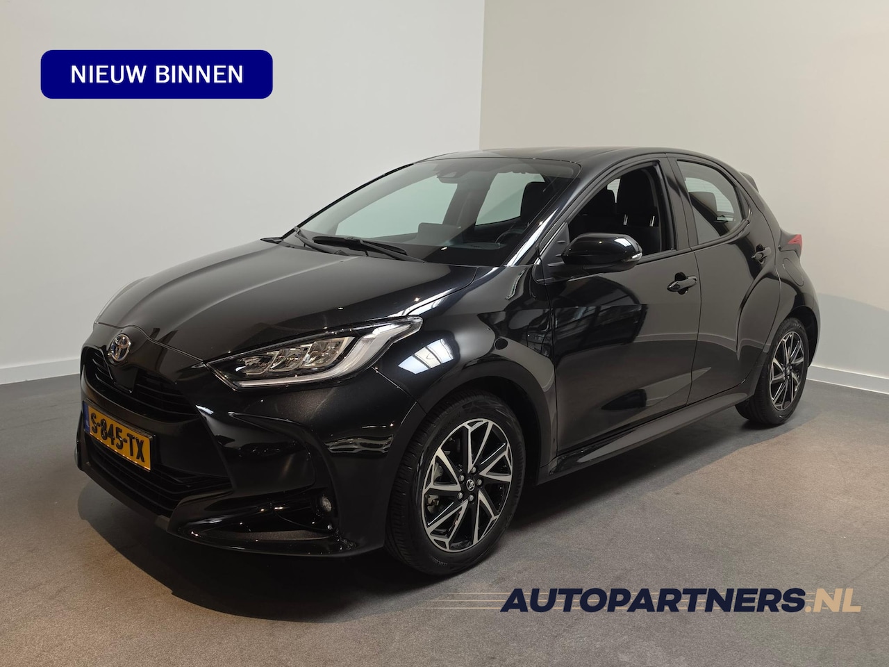 Toyota Yaris - 1.5 Hybrid Dynamic - Apple Carplay/Android Auto - Adaptive Cruise - AutoWereld.nl