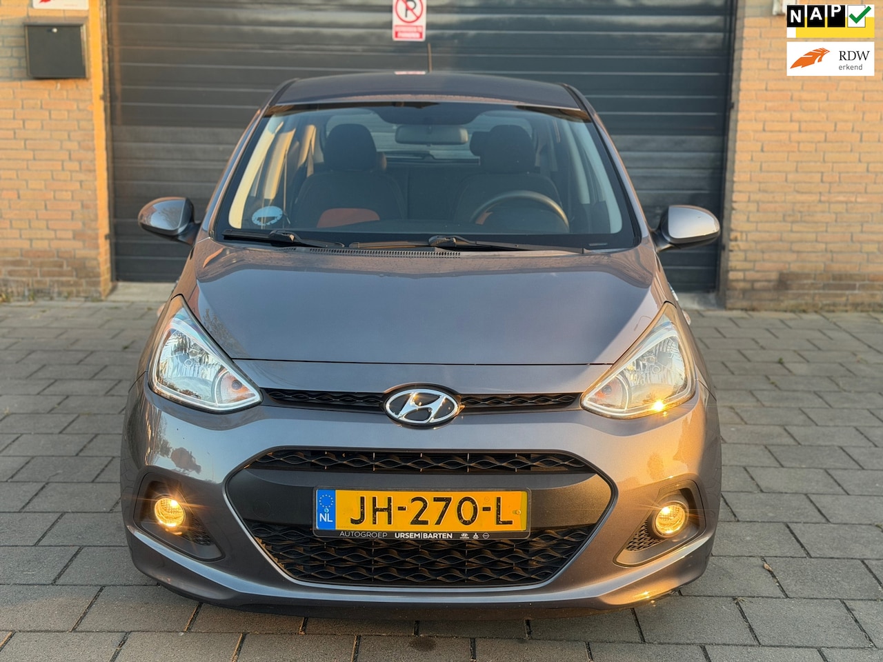 Hyundai i10 - 1.0i i-Motion Comfort Cruise Control Clima Elekt. Pakket - AutoWereld.nl