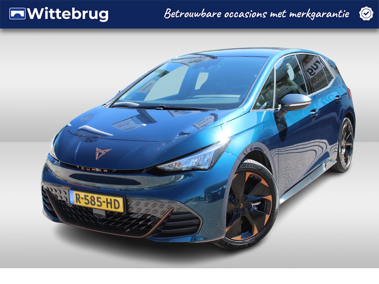 CUPRA Born - Adrenaline One 62 kWh 204pk / Navigatie / Digital cockpit / LM 19 inch / Camera / Parkeers - AutoWereld.nl