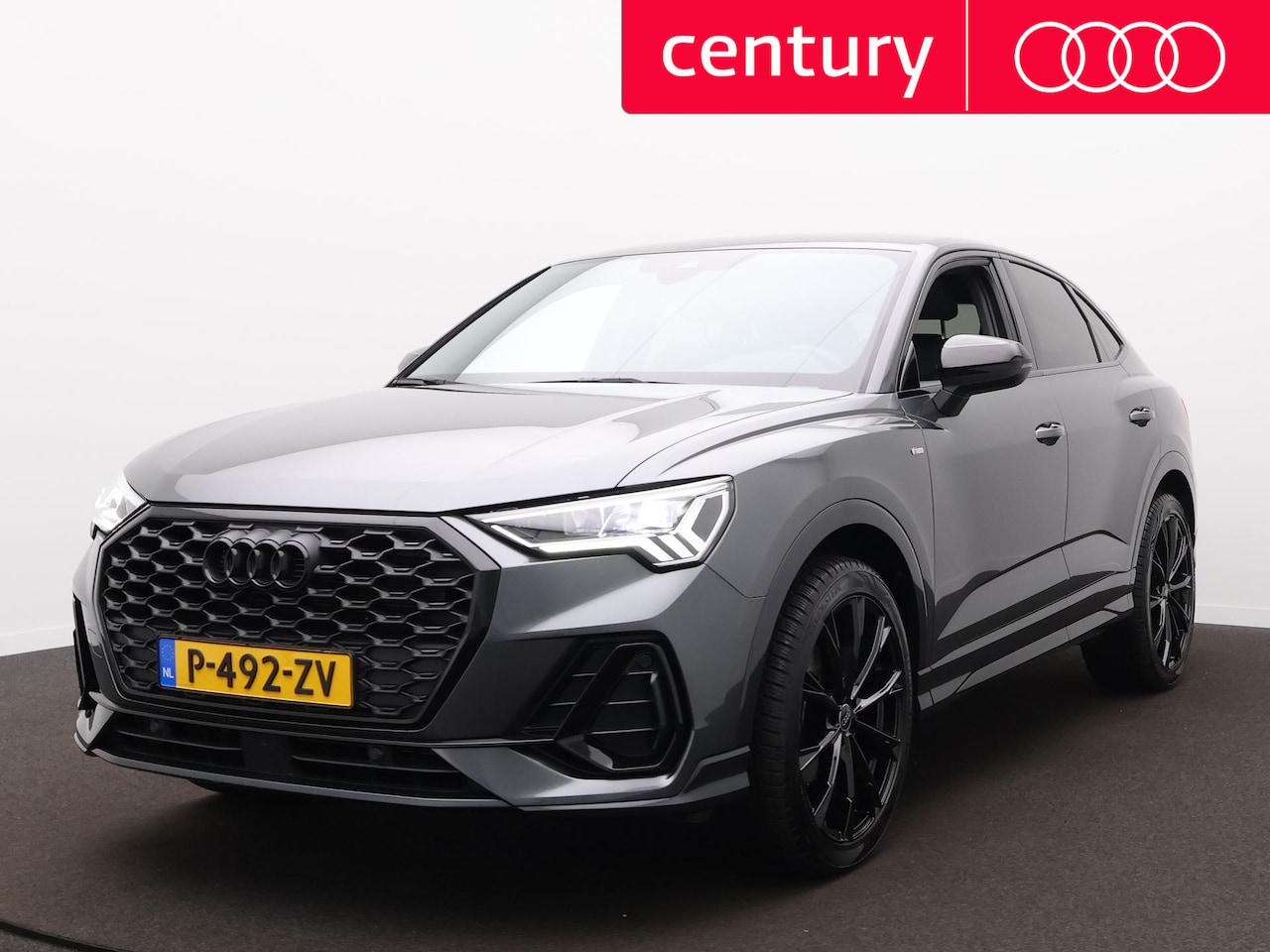 Audi Q3 Sportback - 35 TFSI S Edition 20 inch / S-Line / Trekhaak - AutoWereld.nl