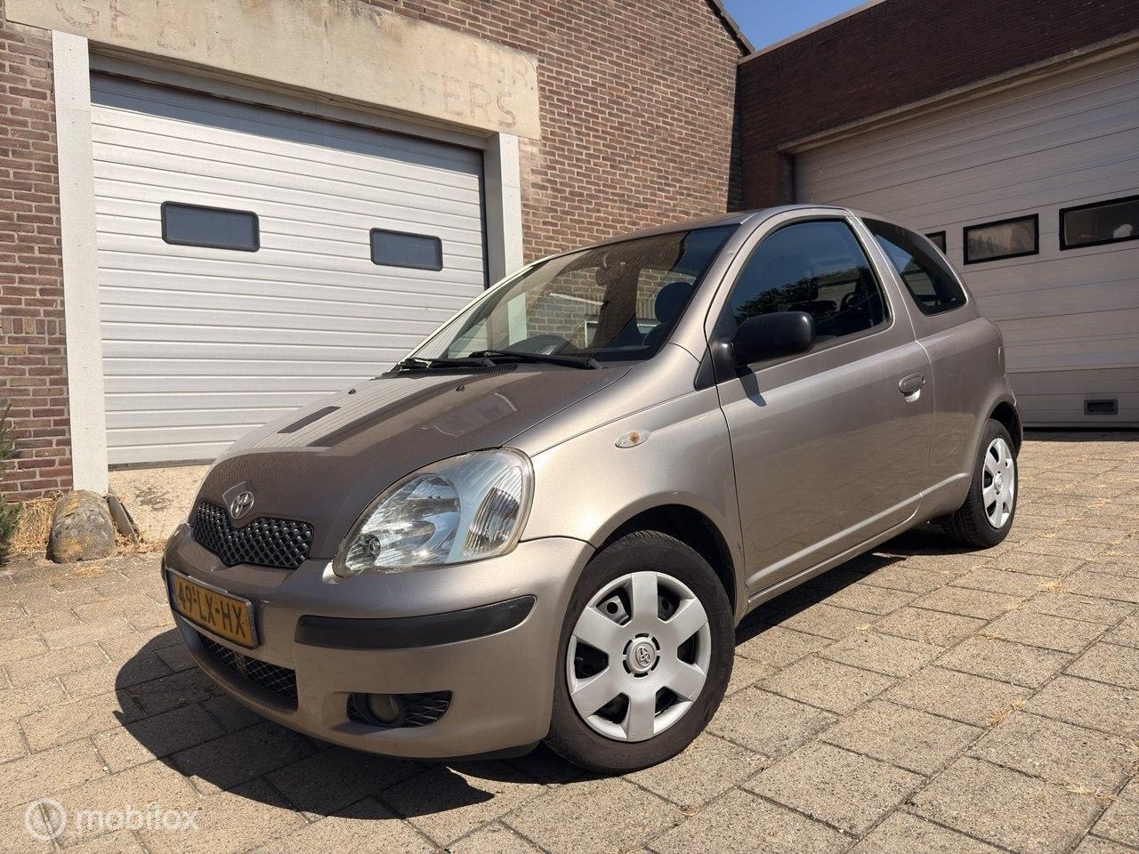 Toyota Yaris - 1.3 VVT-i Luna 1.3 VVT-i Luna - AutoWereld.nl