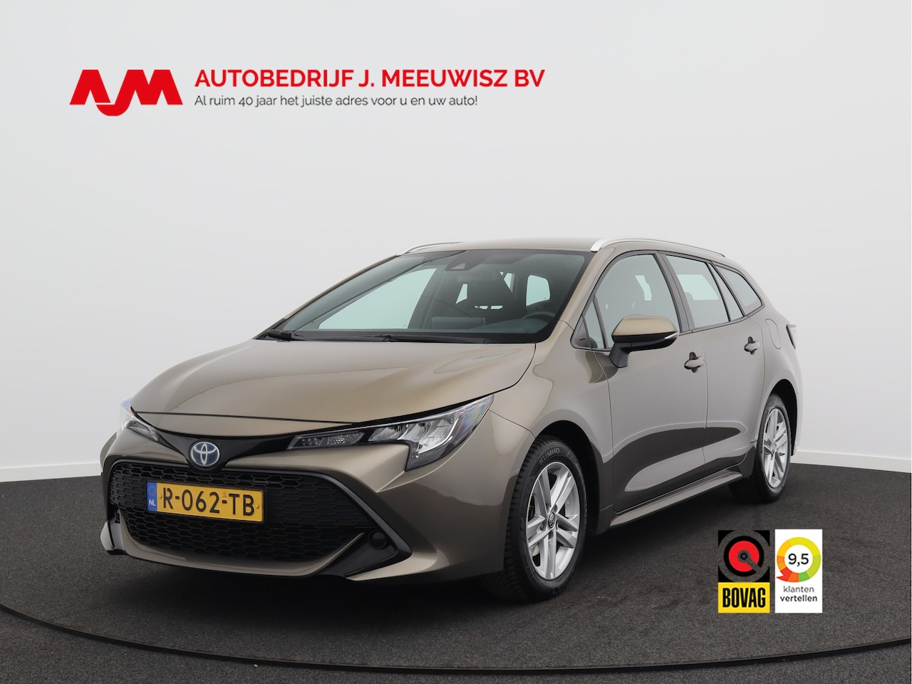Toyota Corolla Touring Sports - 1.8 Hybrid Active/ lage km/ zeer mooi! - AutoWereld.nl