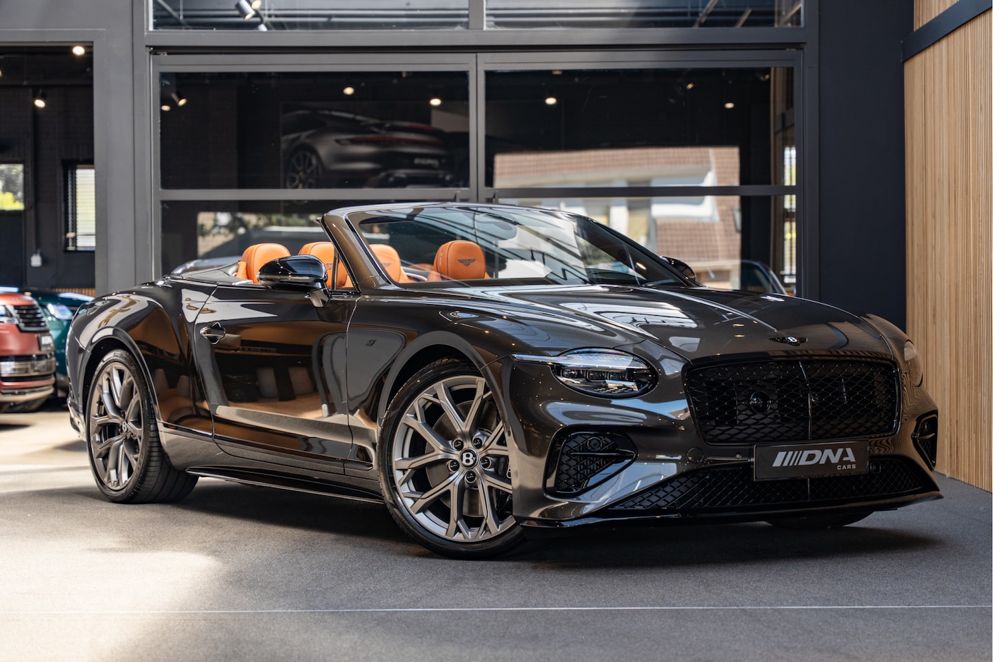 Bentley Continental GTC - S Touring Package 4.0 V8 Hybrid - AutoWereld.nl