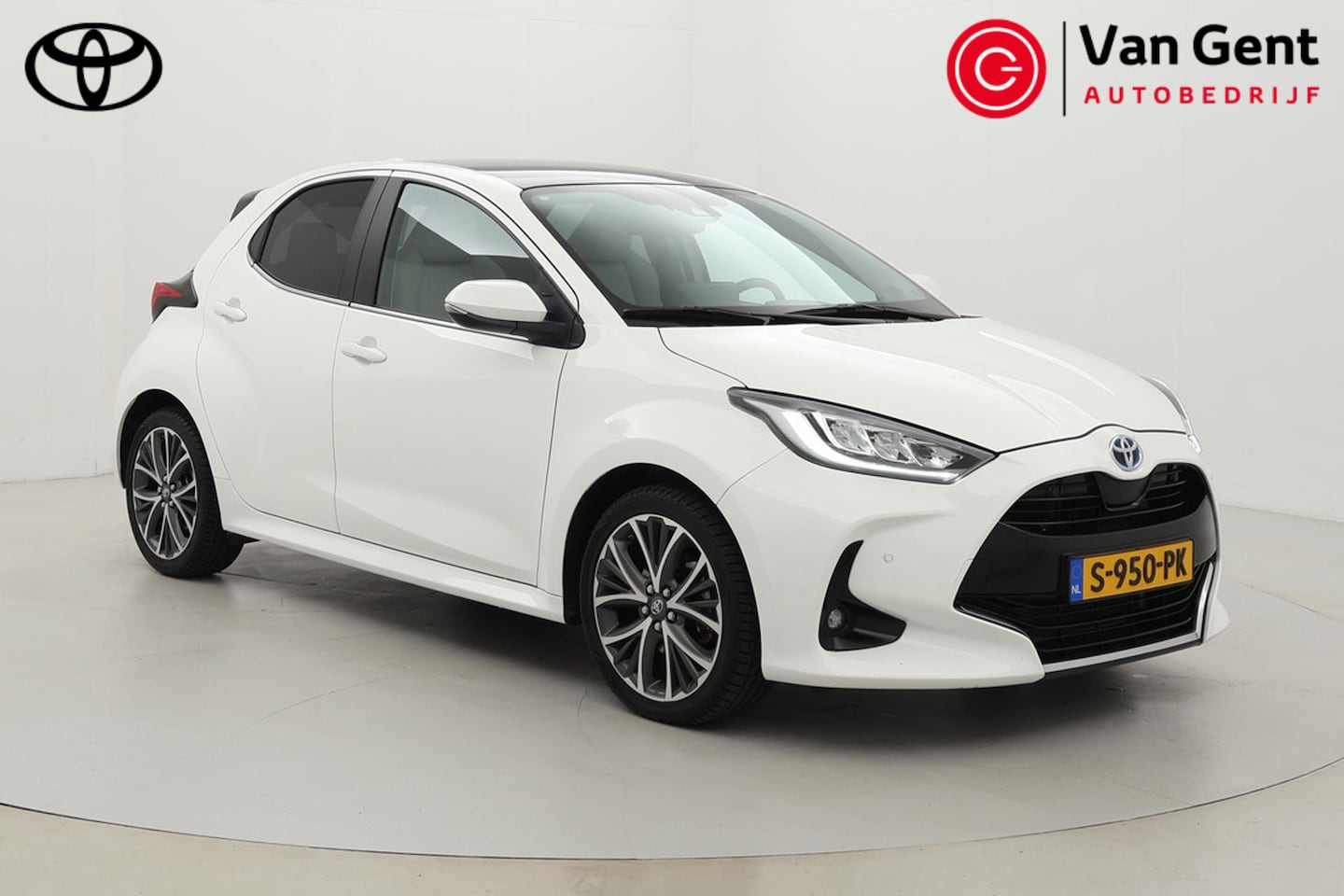 Toyota Yaris - 1.5 Hybrid Executive | Panoramadak | Dodehoek detectie | JBL | Apple Carplay / Android Aut - AutoWereld.nl