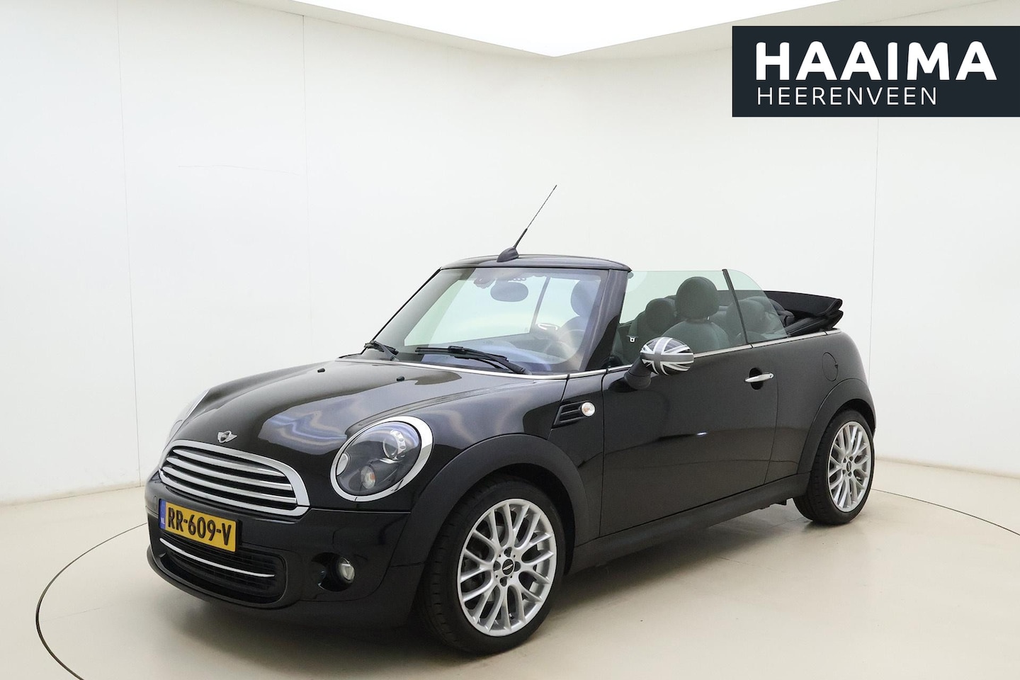 MINI Cabrio - 1.6 125pk Cooper Chili | Navigatie | Elektrische kap | Lederen bekleding | Alarm | Climate - AutoWereld.nl
