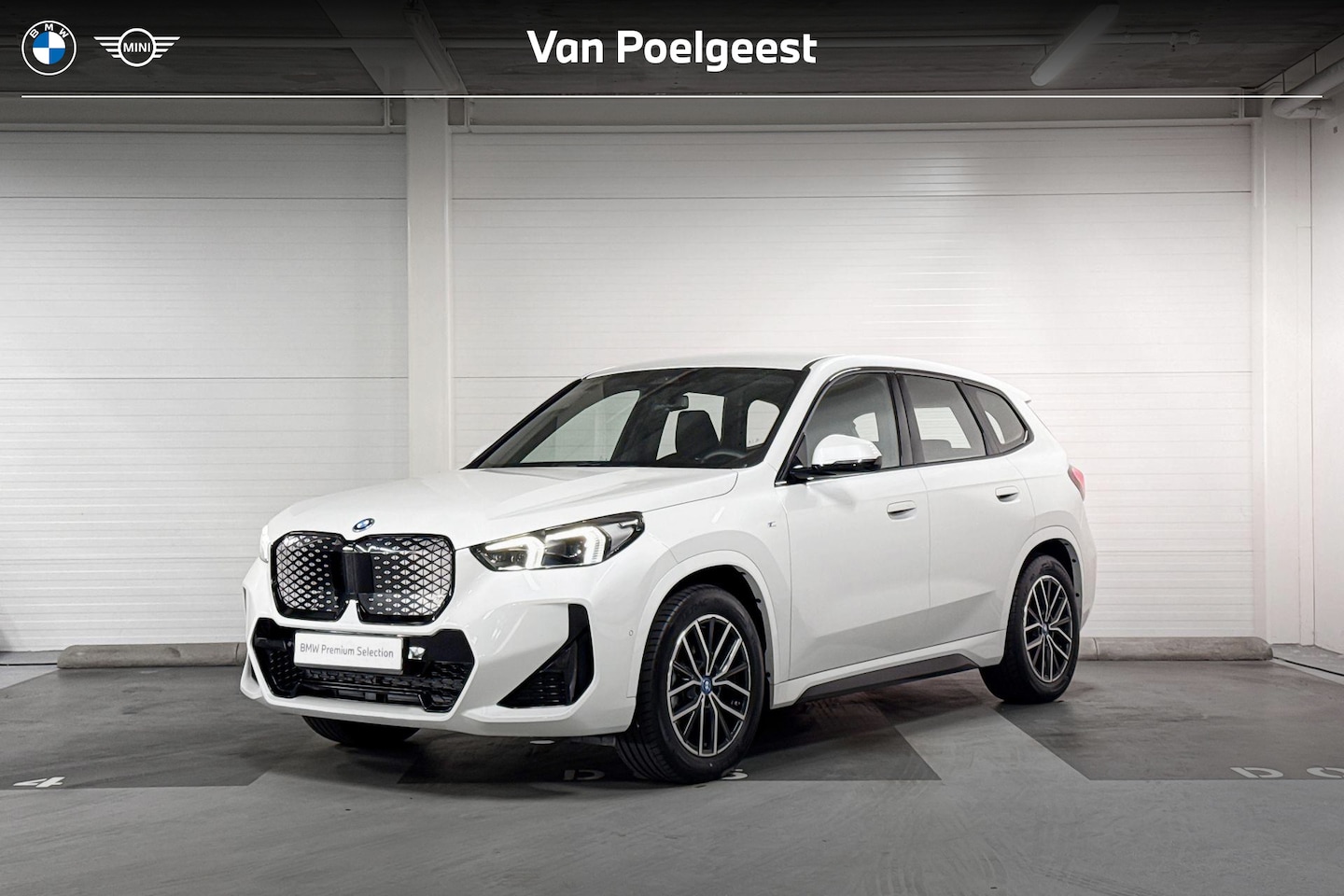 BMW iX1 - xDrive30 Launch Edition 67 kWh Comfort Access|M-Sport|Driving Assistant Plus - AutoWereld.nl