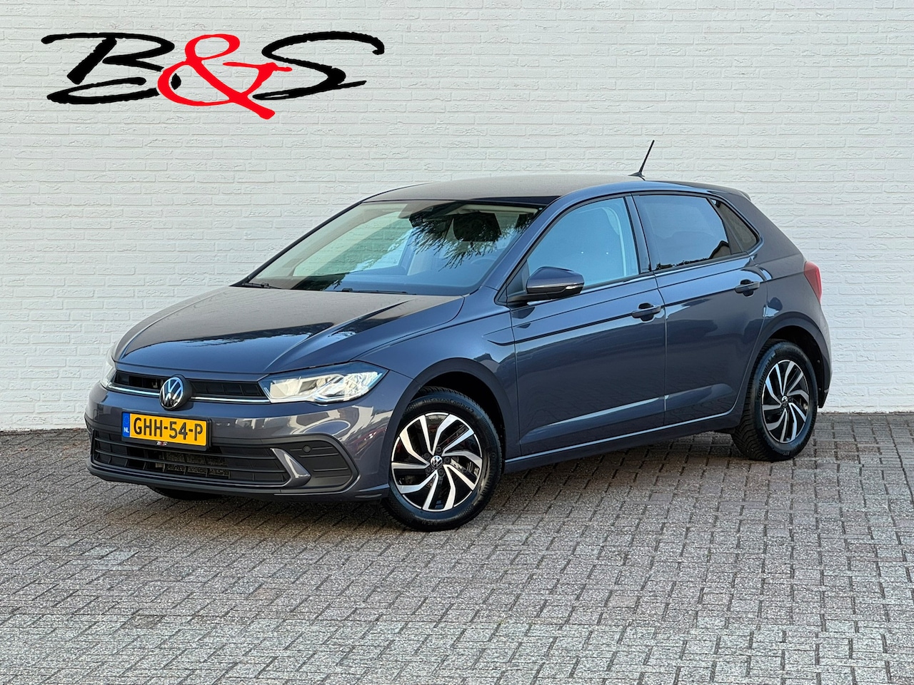 Volkswagen Polo - 1.0 TSI Life Edition Camera Carplay Adaptive cruise Airco All season banden - AutoWereld.nl