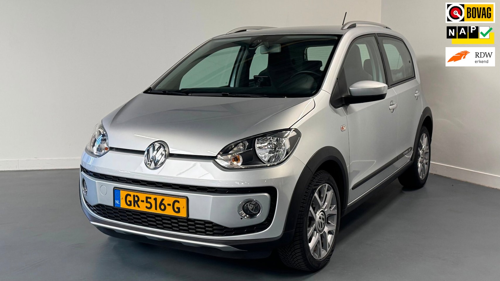 Volkswagen Up! - 1.0 Cross UP | NL-AUTO | AUTOMAAT | CRUISE | NAVI | BLUETOOTH | - AutoWereld.nl