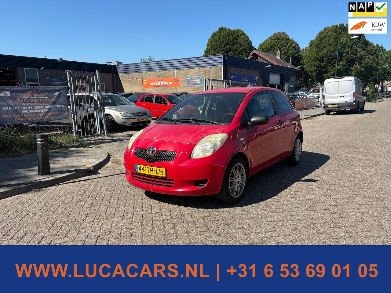 Toyota Yaris - 1.0 VVT-i 1.0 VVTi - AutoWereld.nl