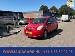 Toyota Yaris - 1.0 VVTi