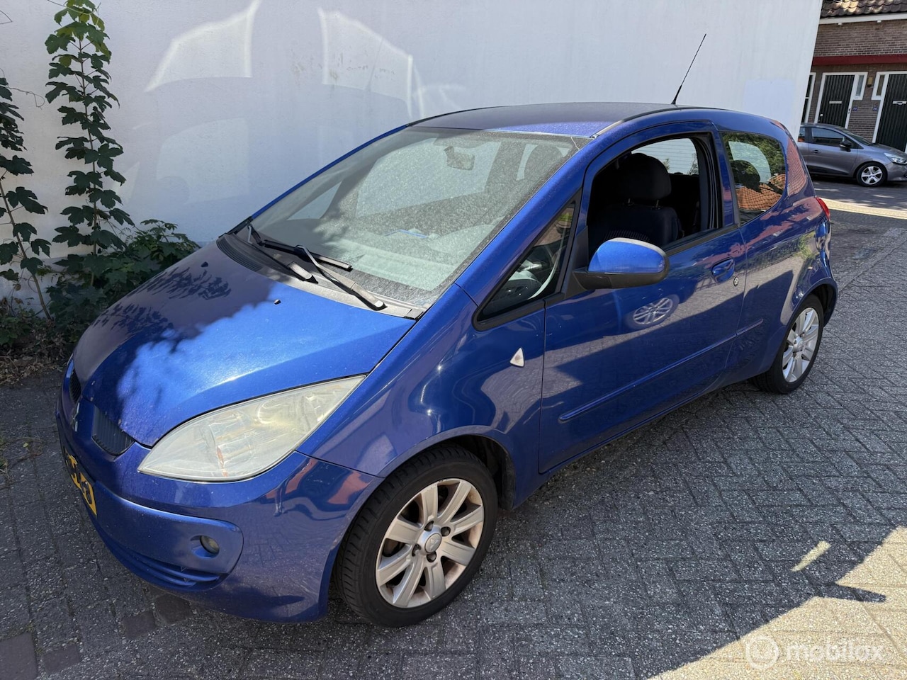 Mitsubishi Colt - 1.1 Inbusiness 1.1 Inbusiness - AutoWereld.nl