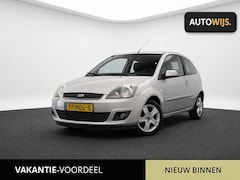 Ford Fiesta - 1.3-8V Futura|NWE APK|TREKHAAK|AIRCO|NL AUTO