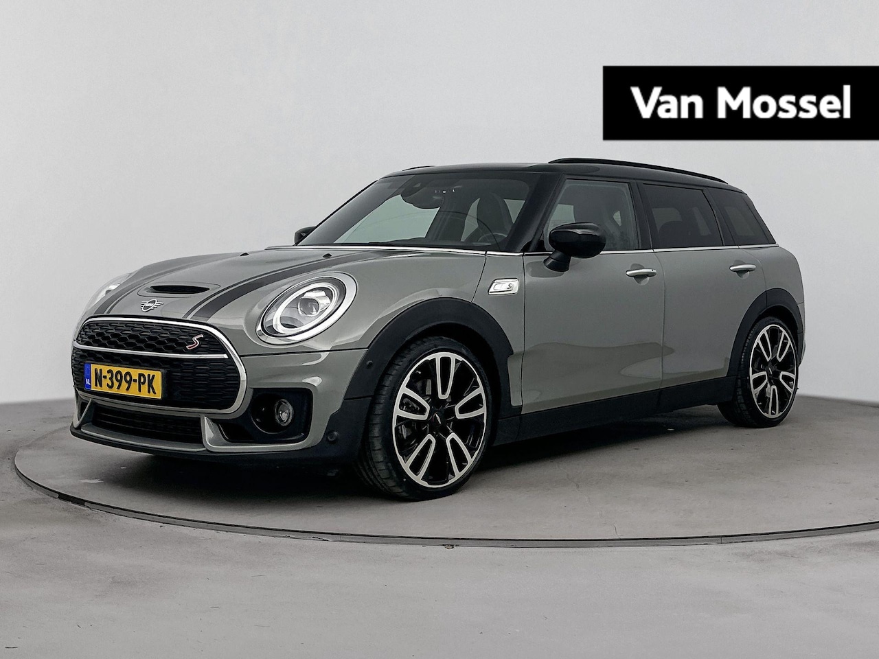 MINI Clubman - 2.0 Cooper S Hammersmith 192PK | Schuif-/Kanteldak | Head-Up Display | Works-Pakket | Acht - AutoWereld.nl