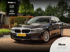 BMW 5-serie Touring - 530e xDrive Trekhaak Elektrisch | Schuifdak | Topstaat | All-season