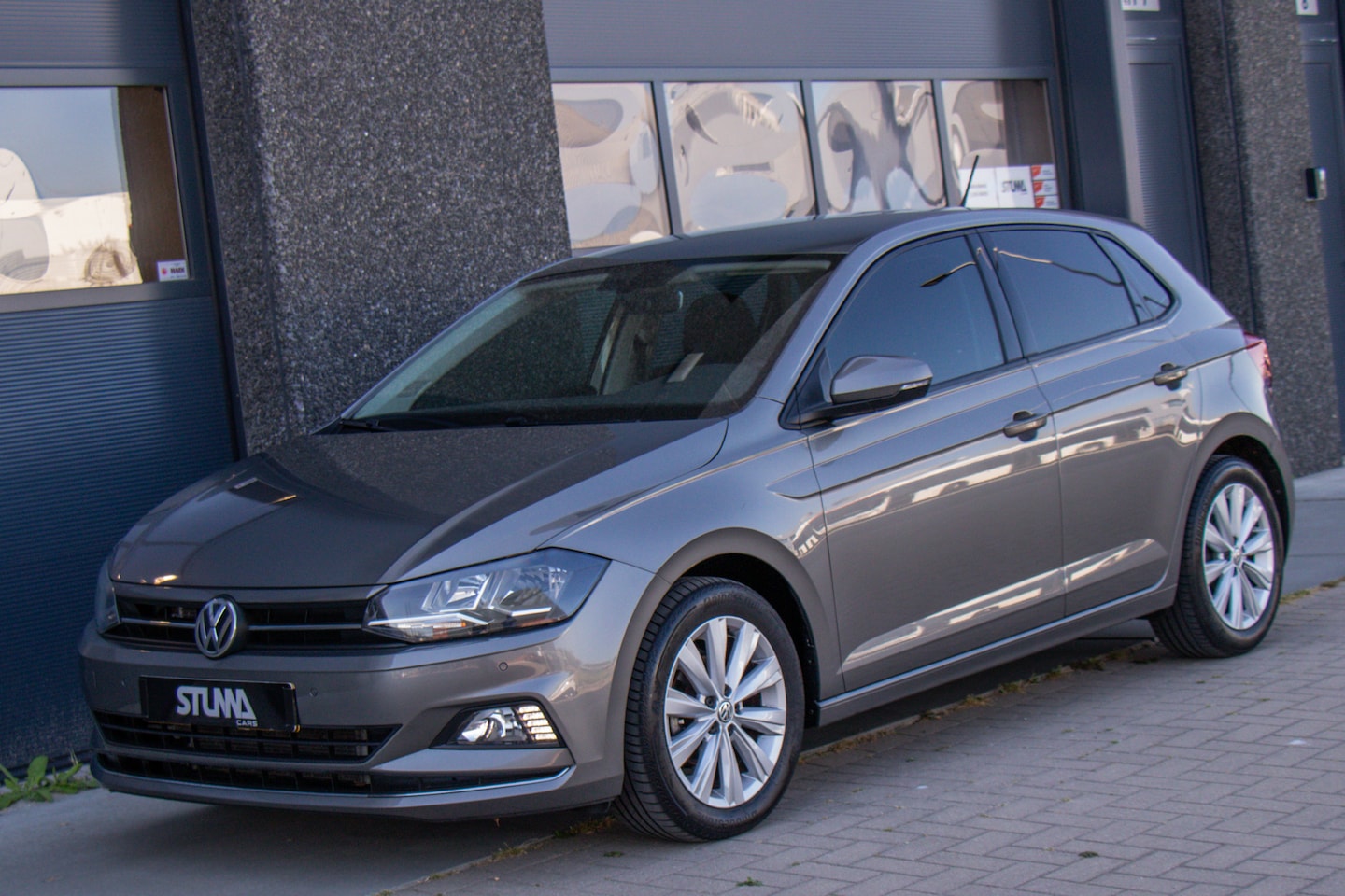 Volkswagen Polo - 1.0 TSI Highline | DSG Automaat | Carplay | Climate | ACC | DAB | Stuurbediening | Sfeer | - AutoWereld.nl