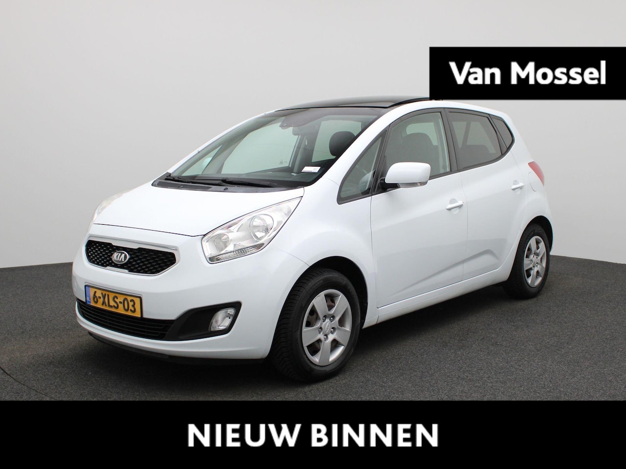 Kia Venga - 1.4 CVVT World Cup Edition | Achteruitrijcamera | Panoramadak | Airco | Trekhaak | - AutoWereld.nl