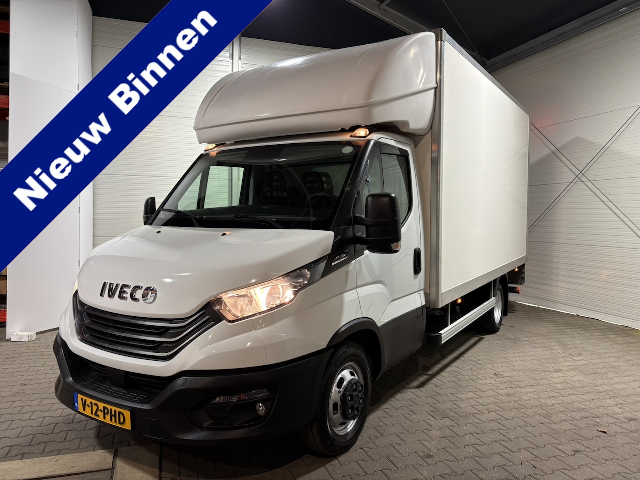 Iveco Daily - Daily35C16 3.0 Dubbel lucht VVB487 Prijs zoals getoond - AutoWereld.nl