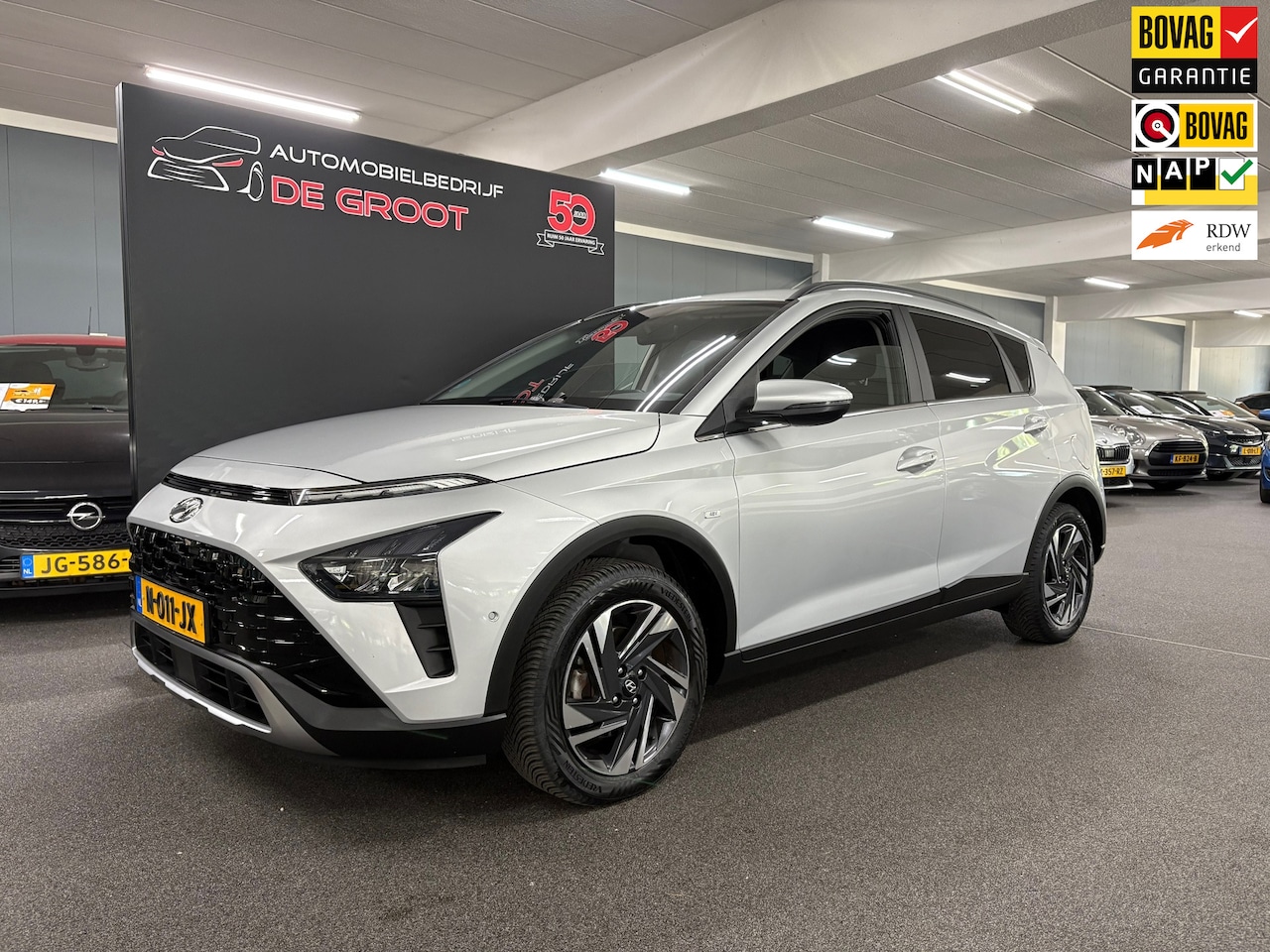 Hyundai Bayon - 1.0 T-GDI Premium/ NL auto/ Automaat/ Hybride - AutoWereld.nl