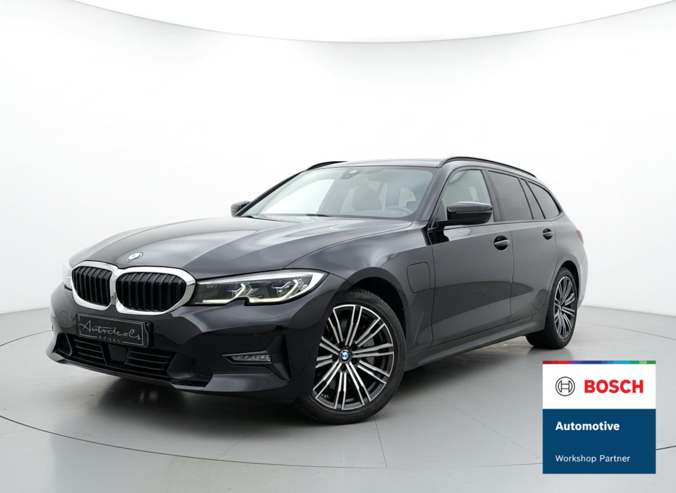 BMW 3-serie Touring - 330e 330e - AutoWereld.nl