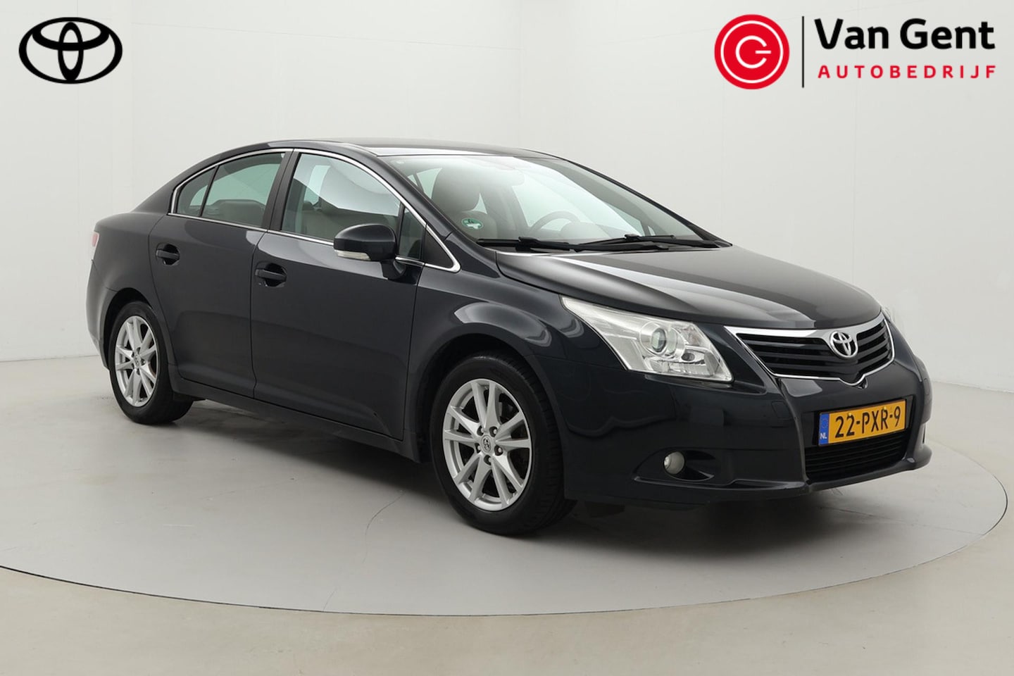 Toyota Avensis - 1.8 VVTi Business | Trekhaak | Leder | Navigatie | Cruise Control | Clima | Parkeersensore - AutoWereld.nl