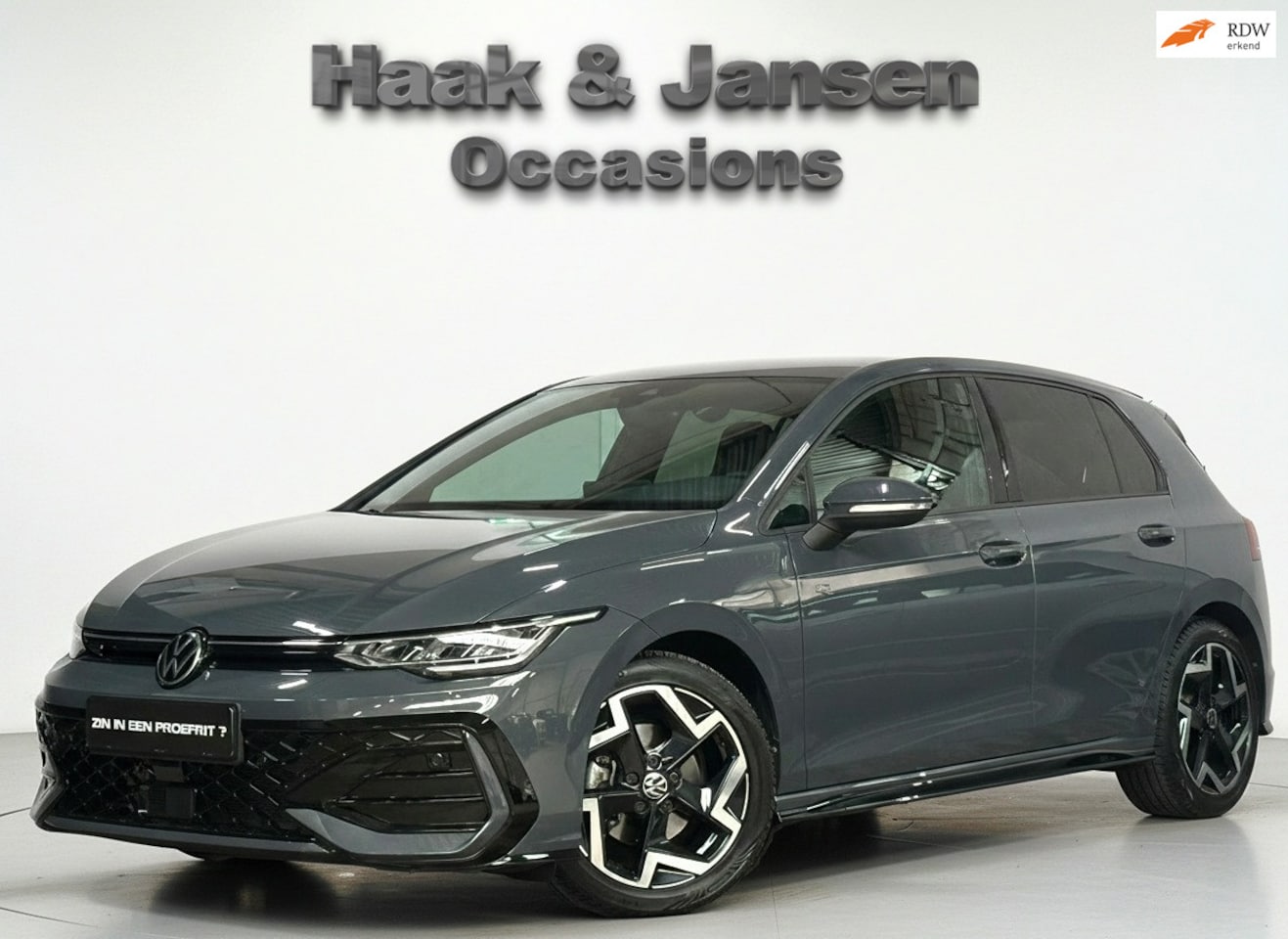 Volkswagen Golf - 1.5 eTSI R-Line Edition - ACC - Lane - Camera - - AutoWereld.nl