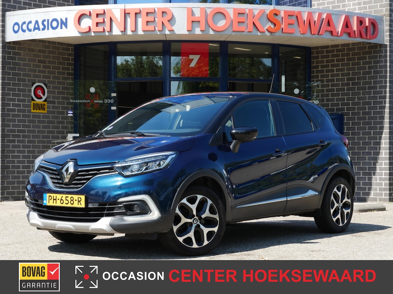 Renault Captur - TCe 90pk Intens | Two-Tone | Carplay | Camera | Trekhaak | - AutoWereld.nl