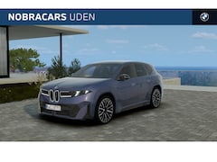 BMW iX3 - 40 eDrive M Sport / Panoramadak / Trekhaak / M Sportstoelen / 3D Head-Up / Adaptieve LED /
