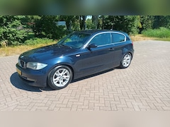 BMW 1-serie - 118i Business Line clima apk 08-2027