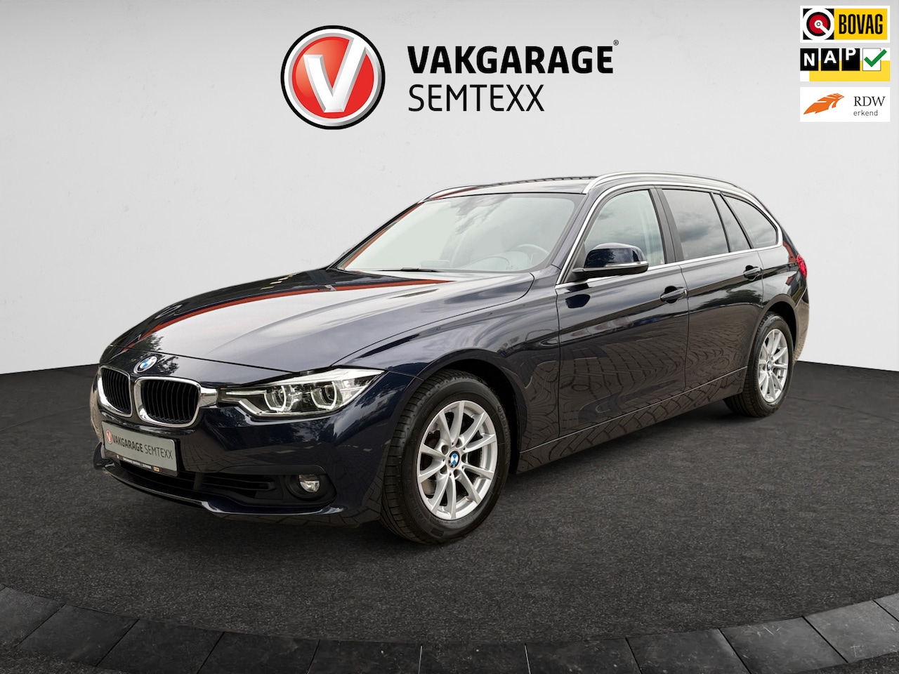 BMW 3-serie Touring - 318i Executive | Automaat | Clima | Cruise | Navigatie | Parkeersensoren Achterzijde | Rad - AutoWereld.nl