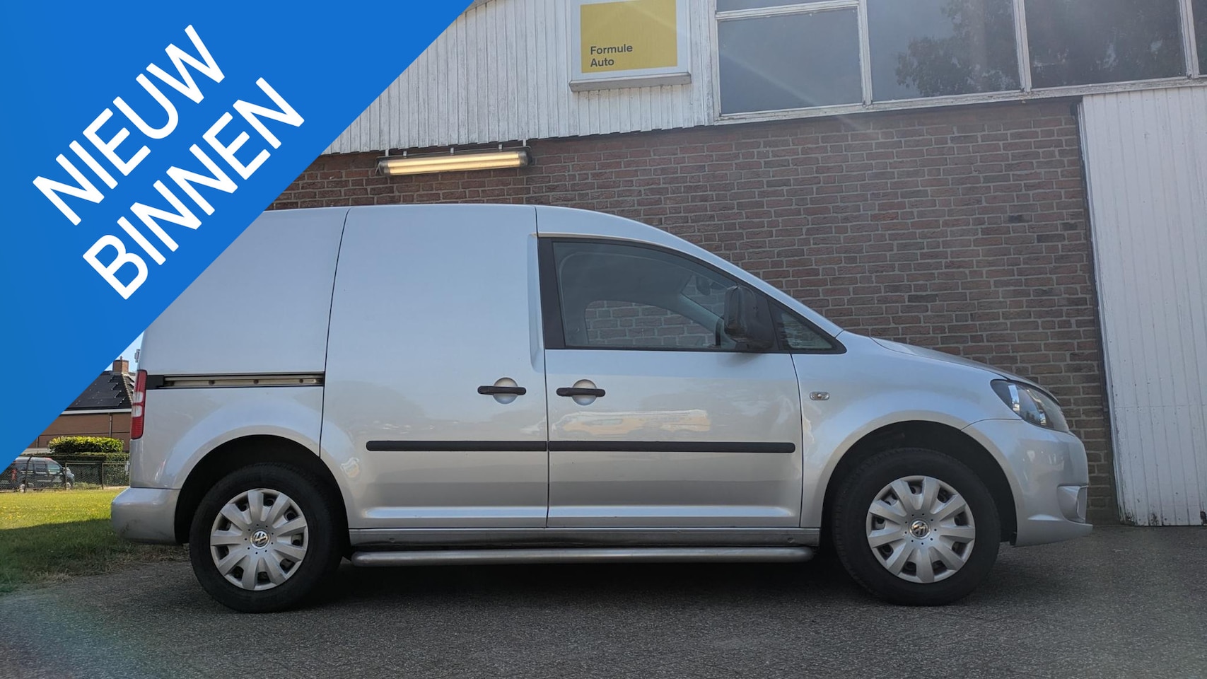 Volkswagen Caddy - 1.6 TDI - airco - trekhaak - AutoWereld.nl