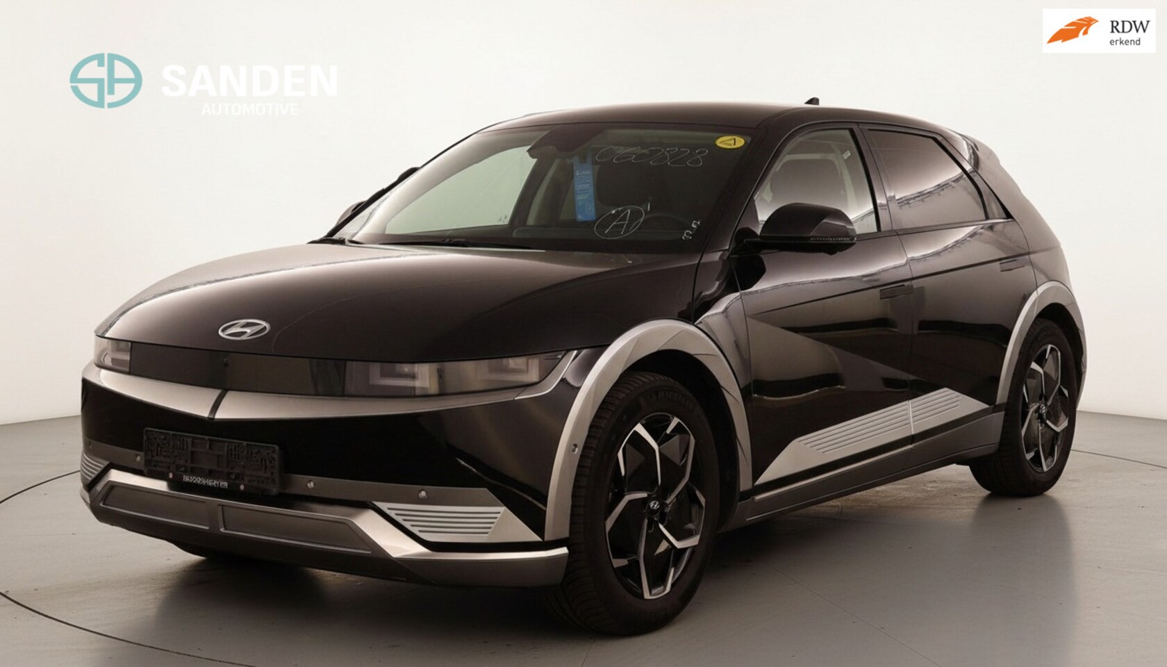 Hyundai IONIQ 5 - Uniq AWD 73kWh|Automaat|LED|Navi|Leder|Camera|Electrische stoelen|SOH 98% - AutoWereld.nl