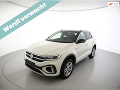 Volkswagen T-Roc - 1.0 TSI R-Line|LED|Navi|Camera|Clima|DAB|Stoelverwarming|17inch