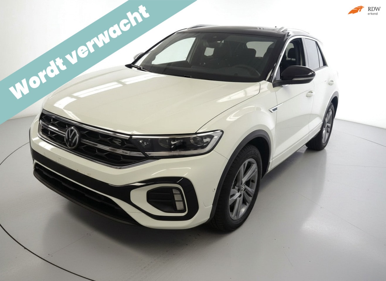 Volkswagen T-Roc - 1.0 TSI R-Line|LED|Navi|Panoramadak|Camera|Clima|DAB|Stoelverwarming|17inch - AutoWereld.nl
