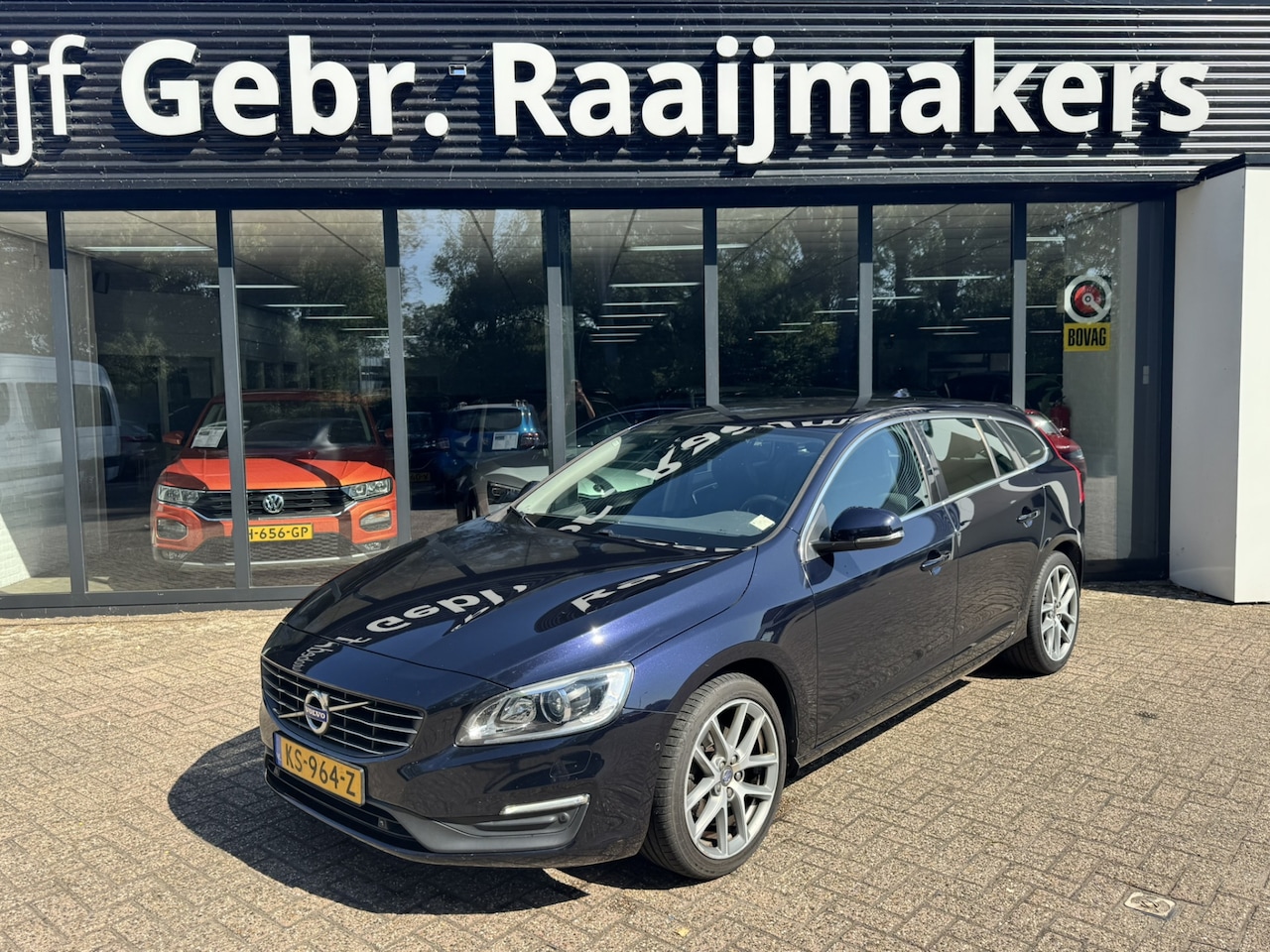 Volvo V60 - 2.0 D3 Nordic+Navigatie*LED*EXPORT/EX BPM* - AutoWereld.nl